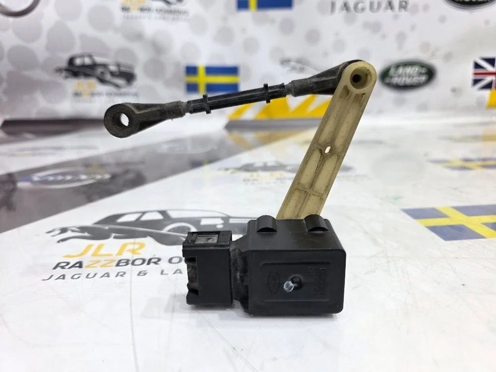 Датчик положения кузова Discovery 3 L319 RQH500052 Discovery III (2004—2009)