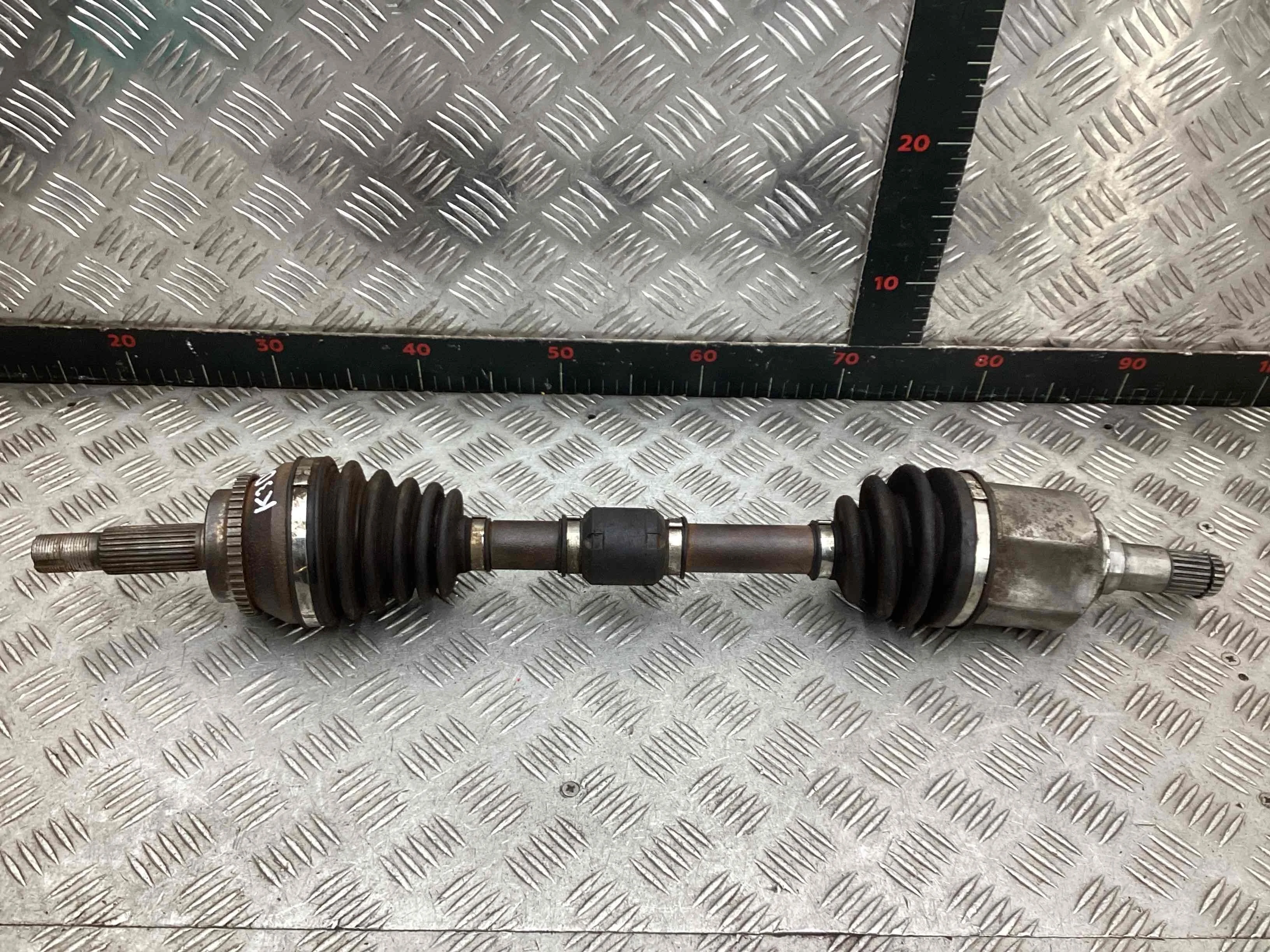 Полуось передняя левая (приводной вал, ШРУС) Toyota Corolla Verso Corolla Verso (AR10) 2004-2009 2006 1,8 Бензин МКПП 5ст. Минивэн.