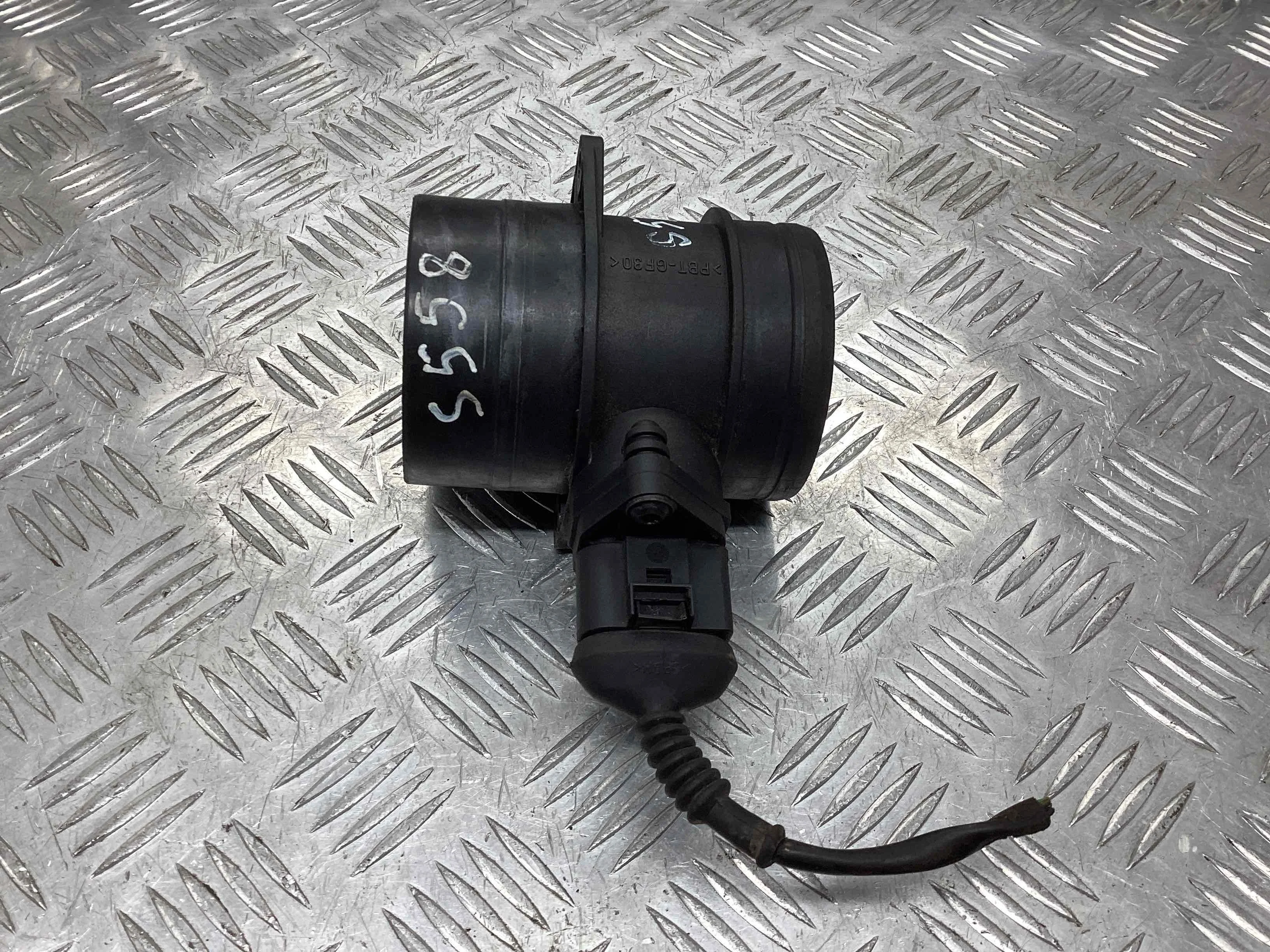 Расходомер воздуха Audi A4 A4 B6 (8EC, 8E5) 2000-2004 2004 1,9 Дизель МКПП 6ст. Универсал.