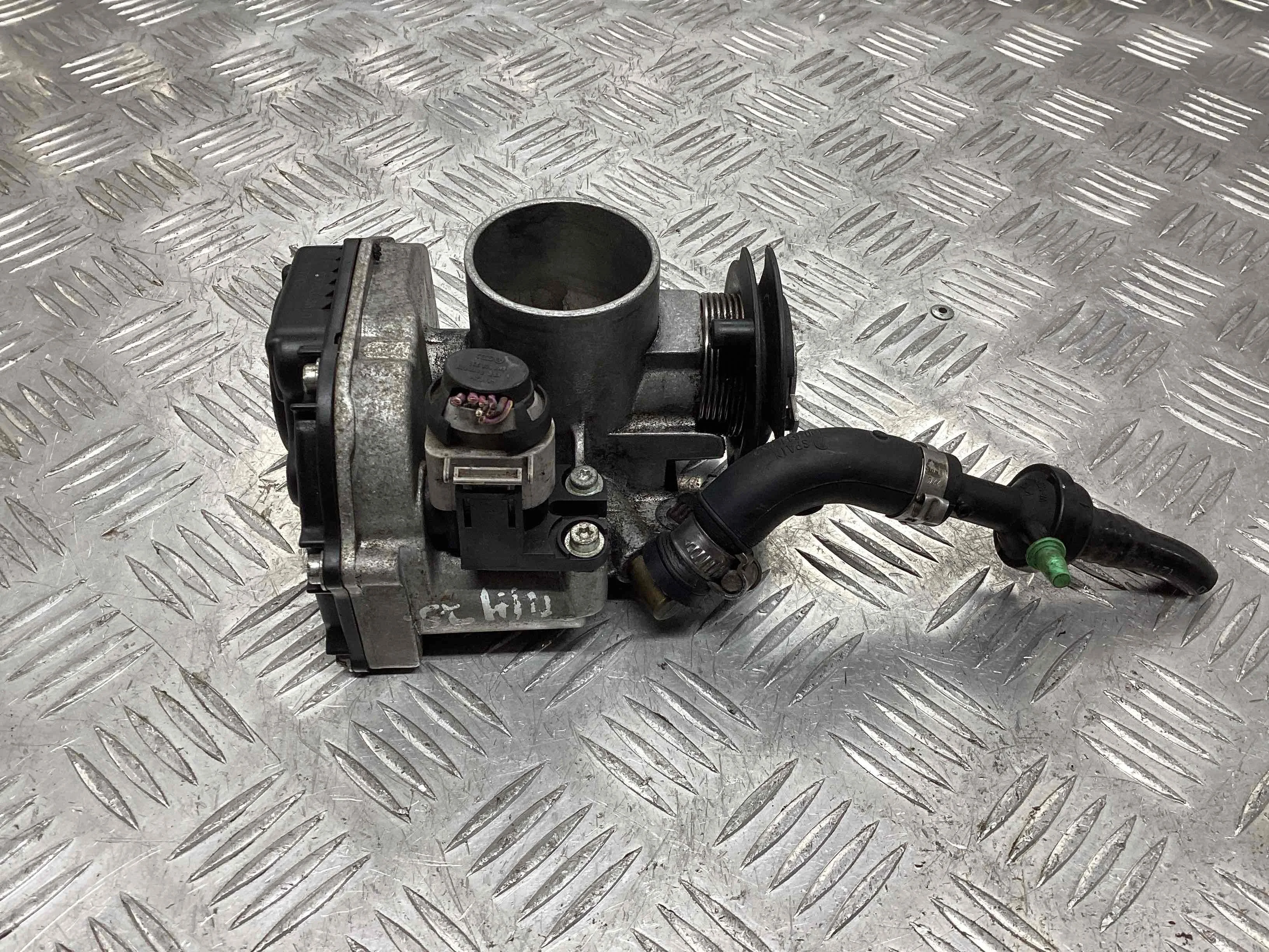 Заслонка дроссельная Volkswagen Golf Golf IV (1J) 1997-2004 2000 1,4 Бензин МКПП 5ст. Хэтчбек.