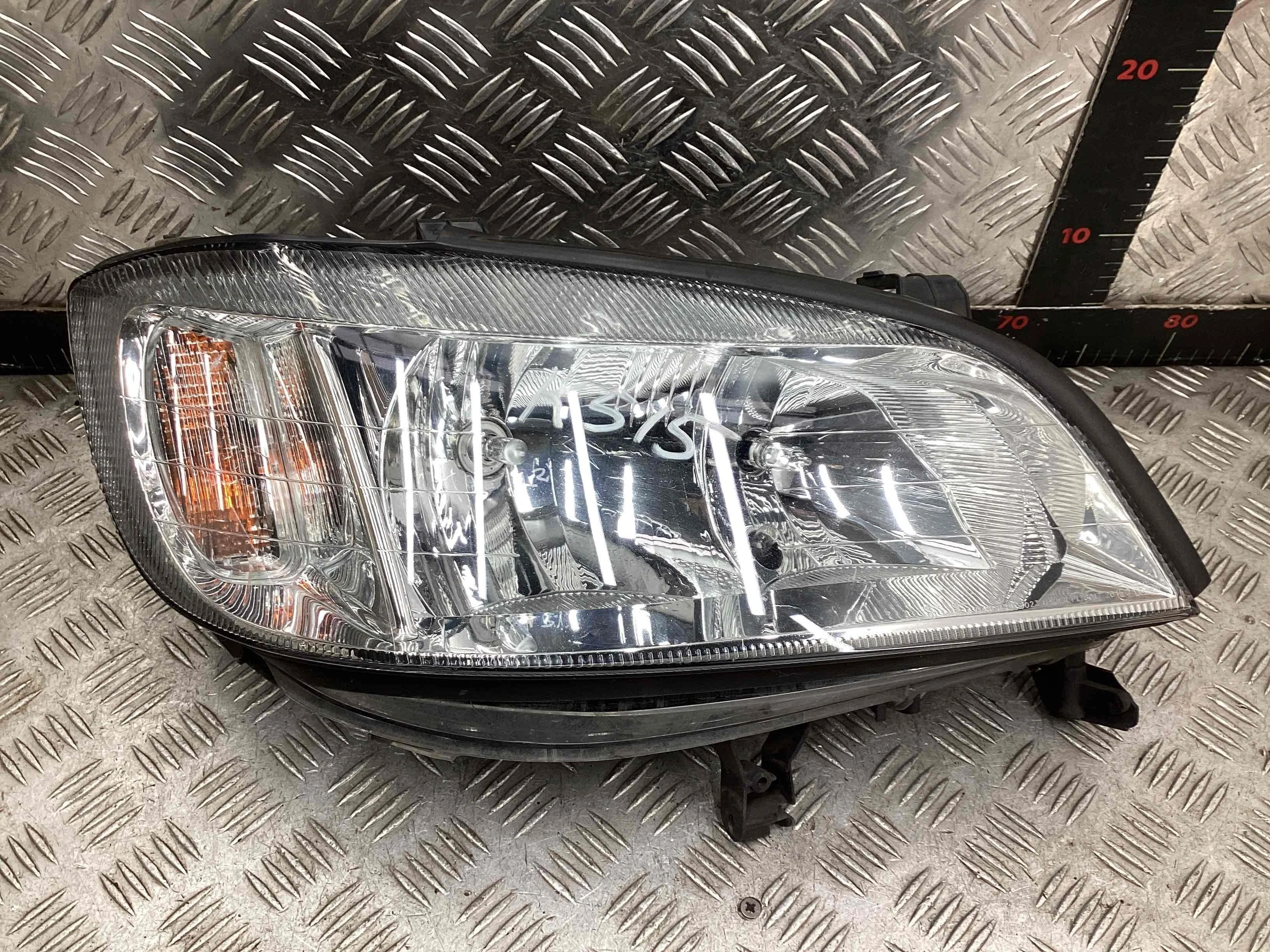 Фара правая Opel Zafira Zafira A 2003-2005 рестайлинг 2004 1,8 Бензин АКПП Минивэн.