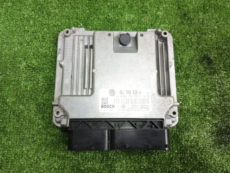 Блок управления двигателем volkswagen Passat 2007 06J906026A B6 BZB