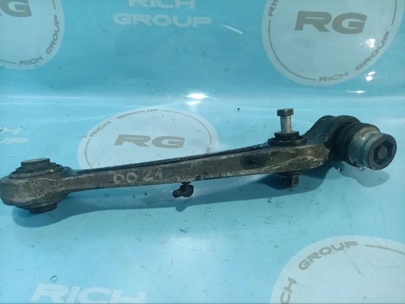 Рычаг подвески нижний Audi A4 2010 8K0407155B 8K2 CAEB, передний левый