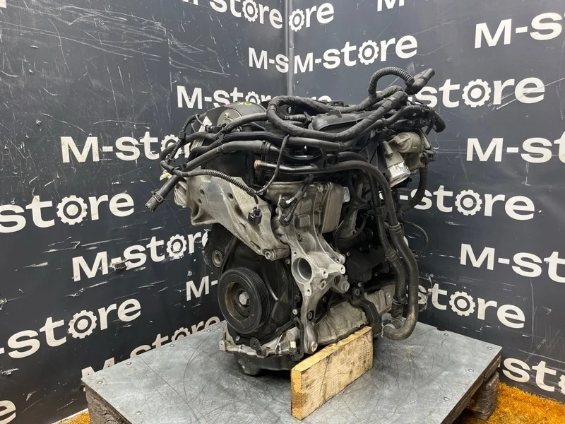 Двигатель Audi Q3 2012 06J100034R 8U CPSA