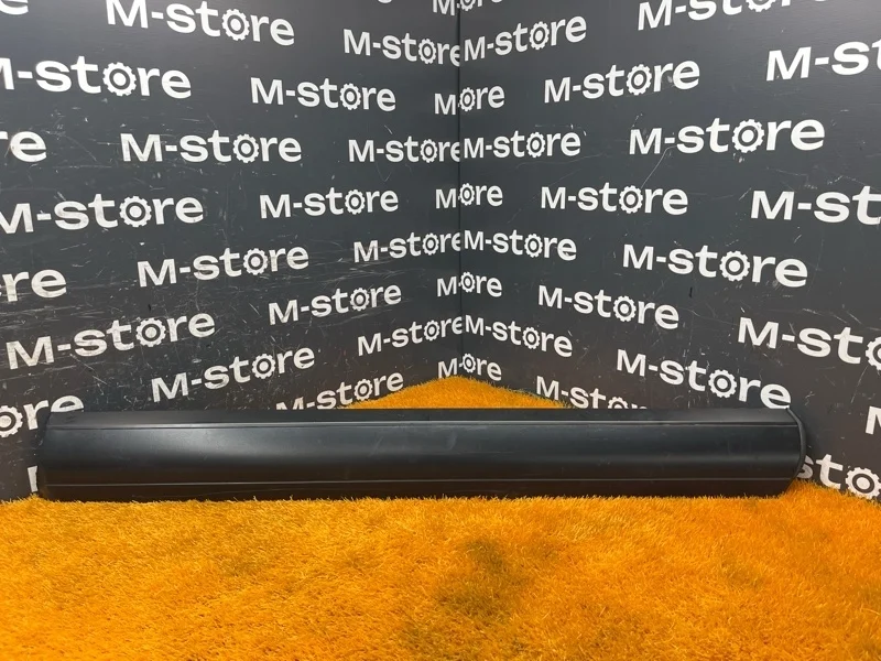 Молдинг на дверь Porsche Cayenne 2007 7L5837788 957 M4851, передний правый