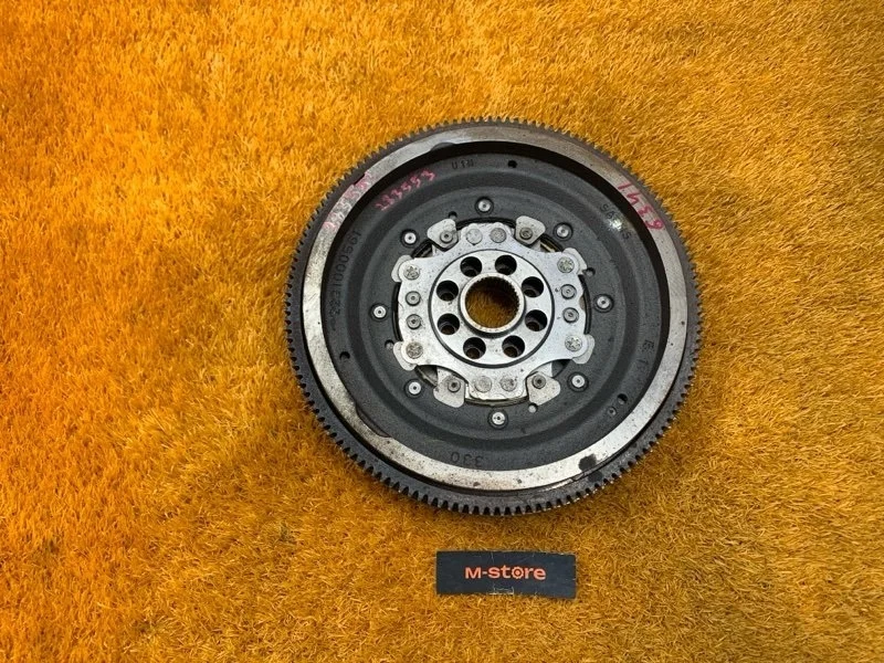 Маховик Volkswagen Tiguan 2011 06J105266R 5N CCZ