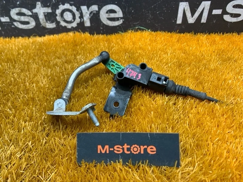 Датчик высоты дорожного просвета Volkswagen Passat Cc 2008 3C0907503 B6/358 BWS, передний левый