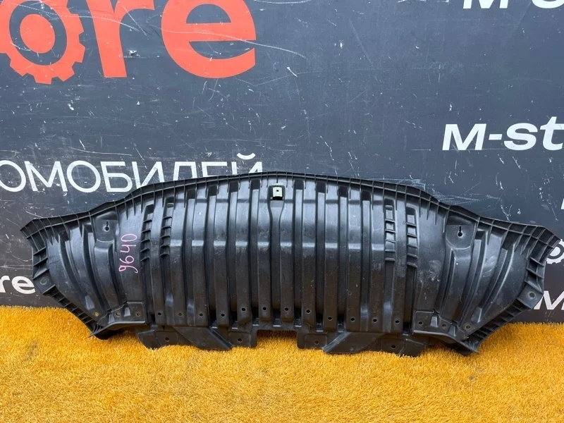 Защита бампера Mercedes-Benz C-Class 2014 A2055200100 W205 274.920, передняя