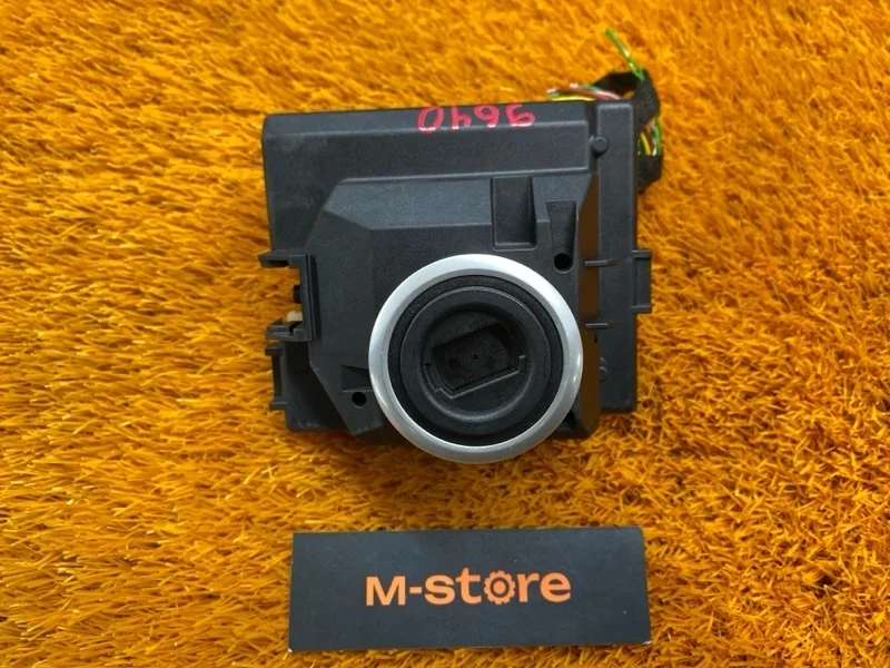 Замок зажигания Mercedes-Benz C-Class 2014 A2229009307 W205 274.920