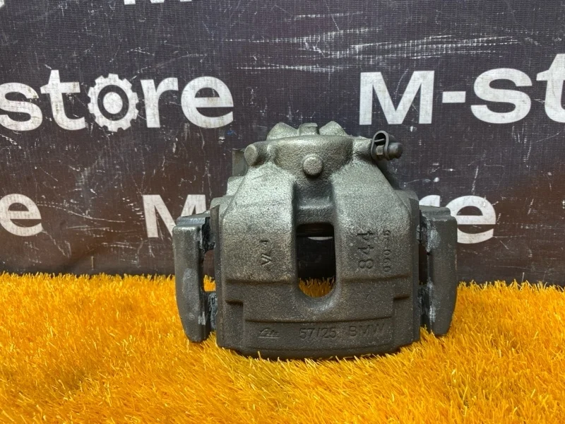 Суппорт Bmw X3 2006 34116765882 E83 M54B25 (256S5), передний правый