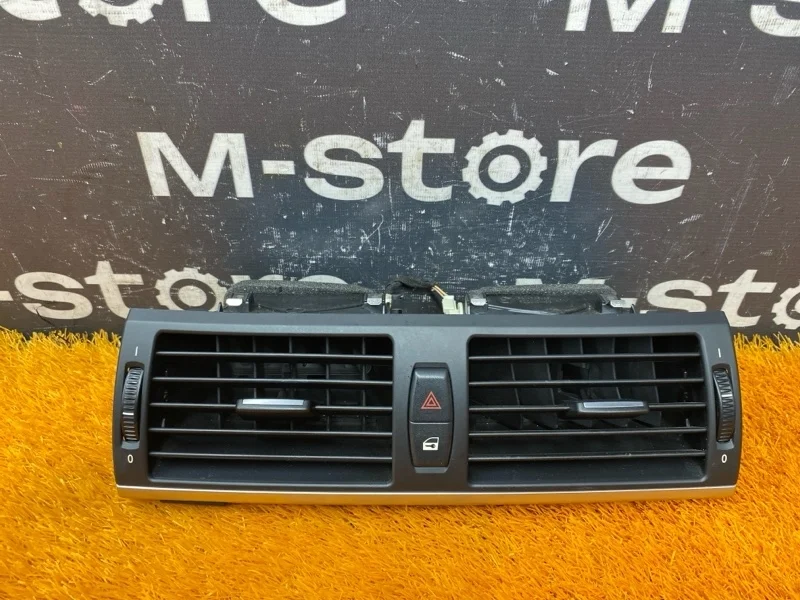 Дефлектор воздушный Bmw X5 2011 9220101 E70 N55B30A, передний