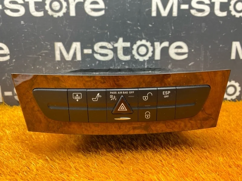 Блок кнопок (подогрев сидений) Mercedes-Benz E-Class 2006 A2116800552 W211 272.943