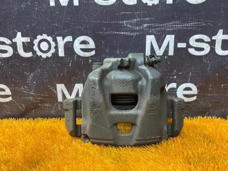 Суппорт Audi A4 2012 8K0615124C B8/8K CDNB, передний правый