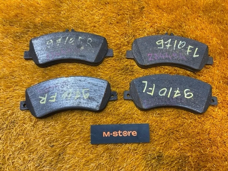 Колодки тормозные Mercedes-Benz Glk-Class 2010 A0074206620 X204 272.948, передние