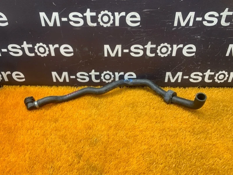 Патрубок системы охлаждения Mercedes-Benz C-Class 2012 A2045018282 W204 271.860