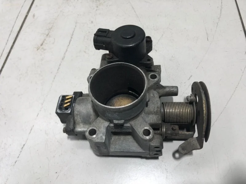 Заслонка дроссельная механическая Nissan Almera 2