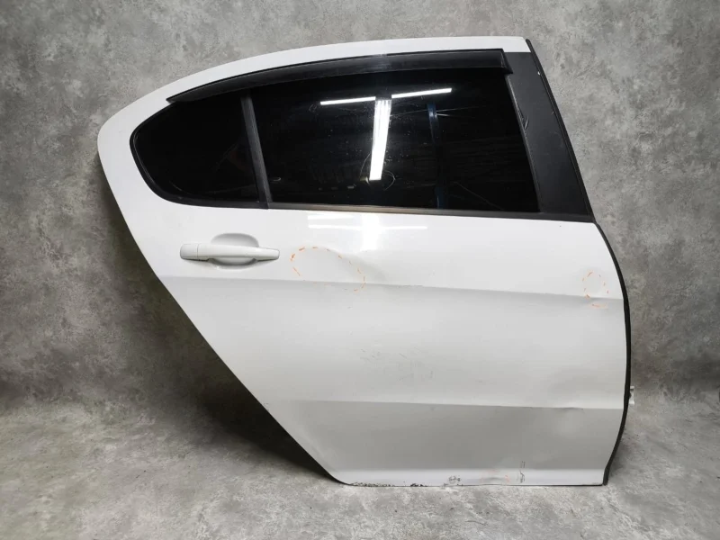 Дверь задняя правая Peugeot 408 EP6C