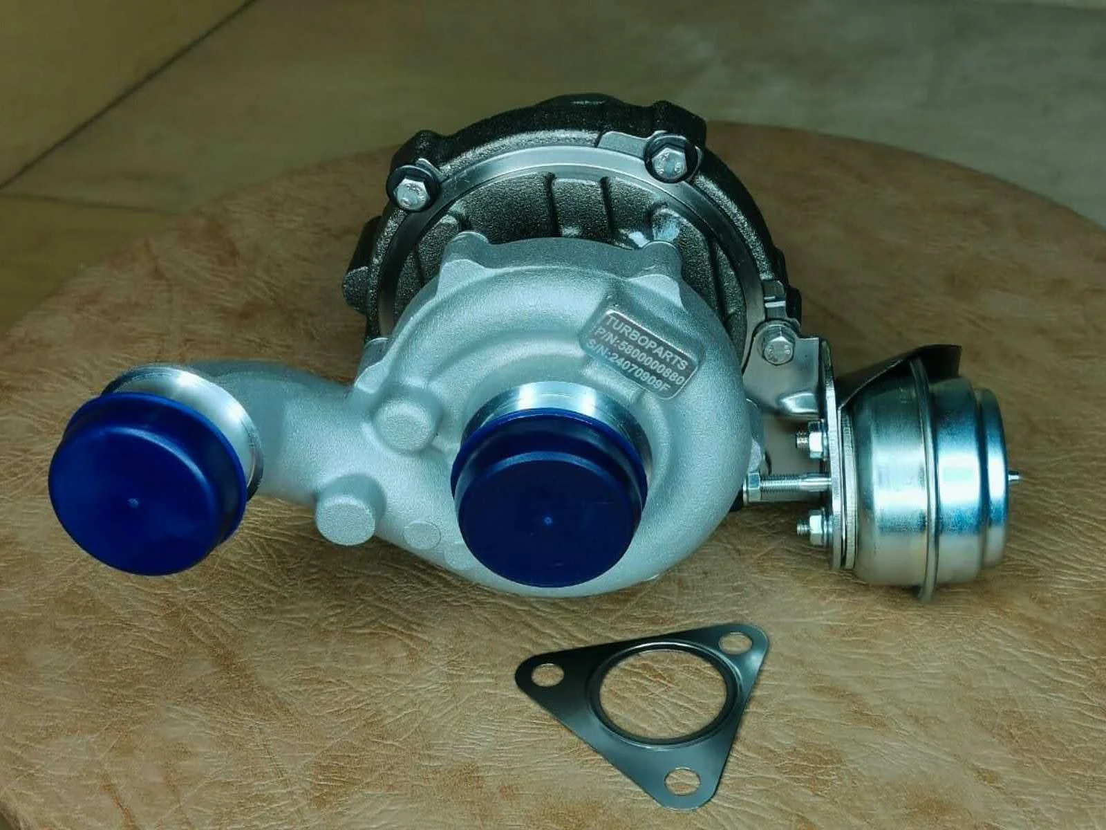 Турбина Саньенг Кайрон 2.0 дизель новая, гарантия