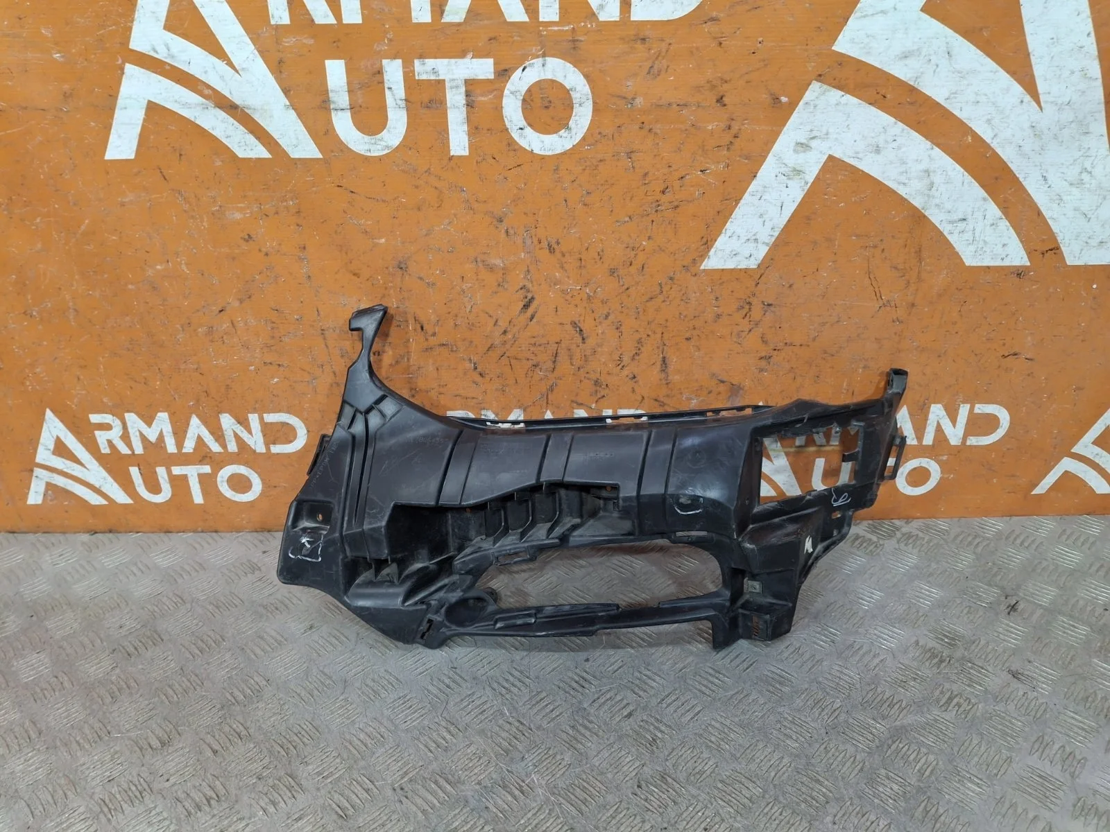 Кронштейн бампера BMW X3 2017-2021 G01