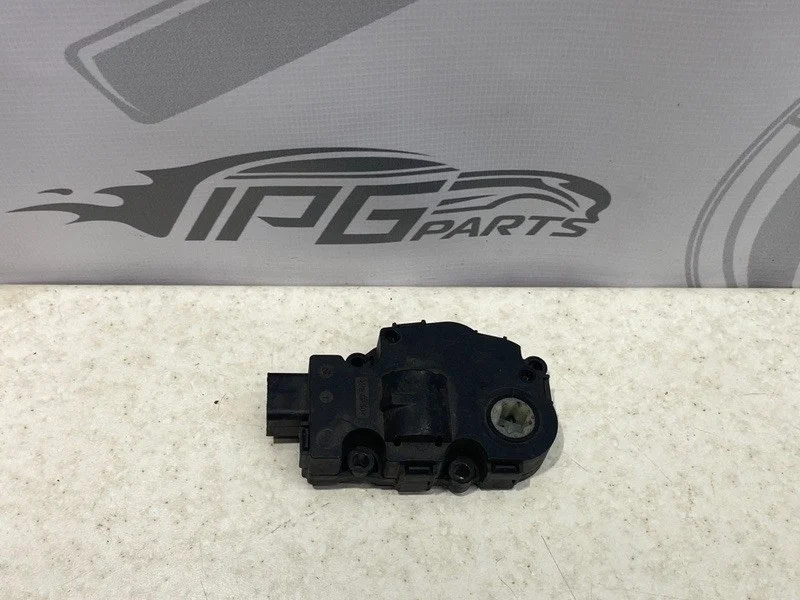 Моторчик заслонки печки Mercedes-benz GL X164