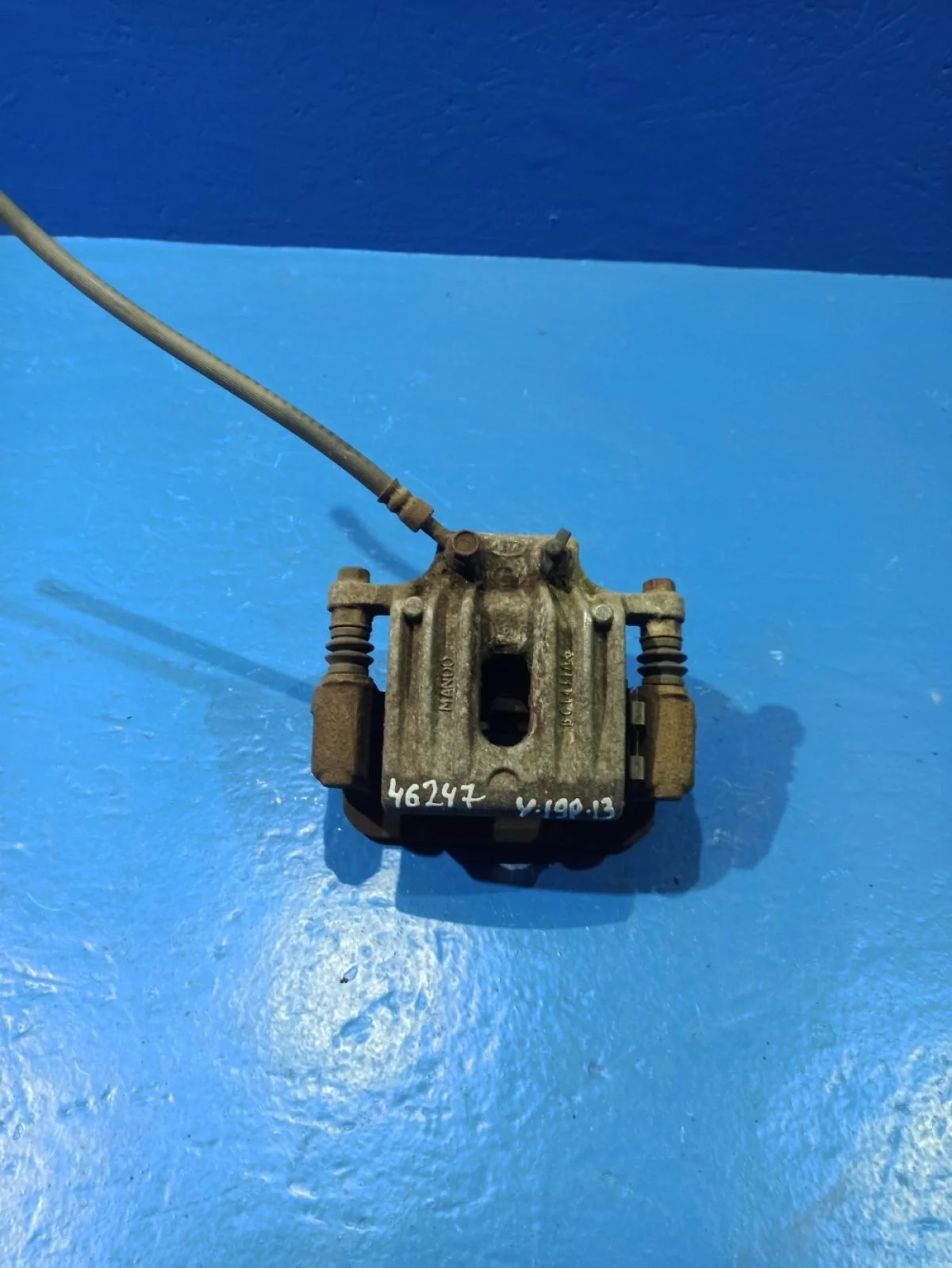 Суппорт задний правый Hyundai Santa Fe 2