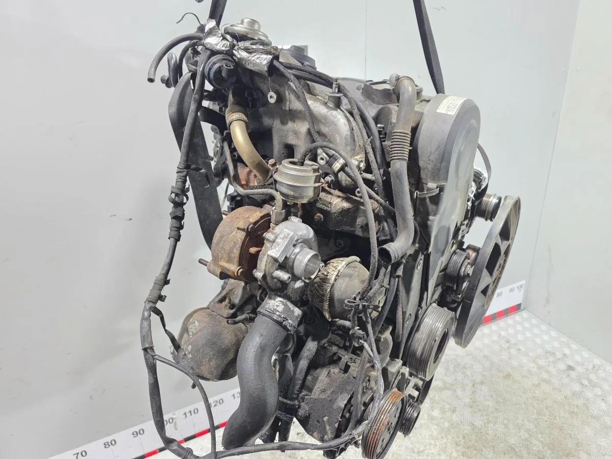 Двигатель AWX Audi A4 B6 (S4,RS4) 1.9 Дизель