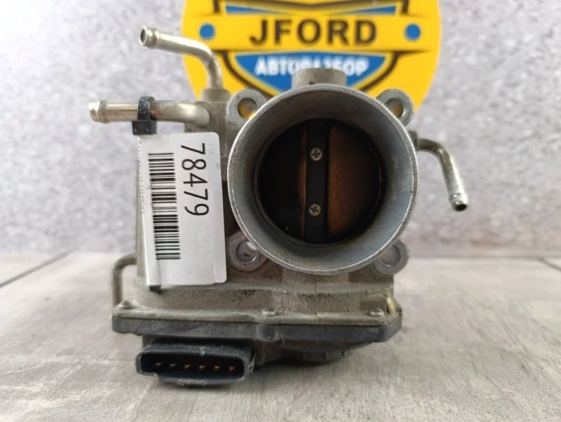 Дроссельная заслонка Toyota RAV4 2010 ACA33