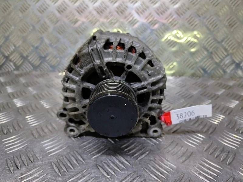 Генератор Volkswagen Passat B7