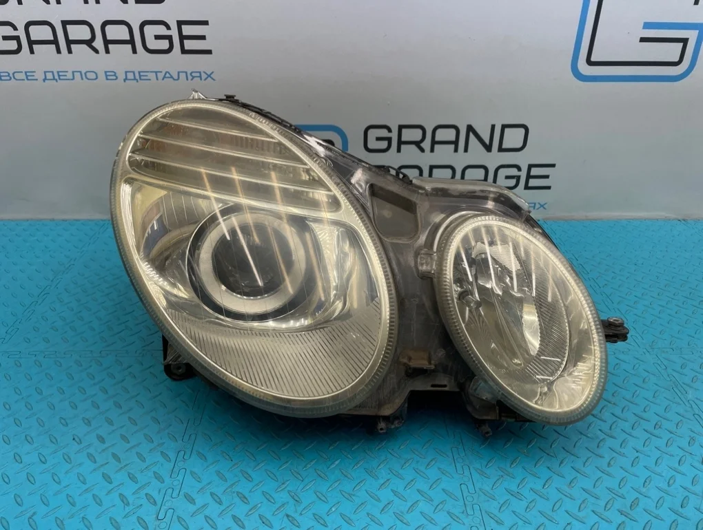 Фара Mercedes-Benz E-Class 2007 A2118205261 W211 272.964 3.5, правая