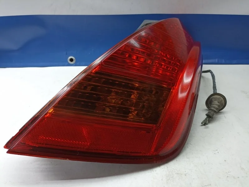 Фонарь Nissan Murano 2004 26550CB00A Z50, задний правый
