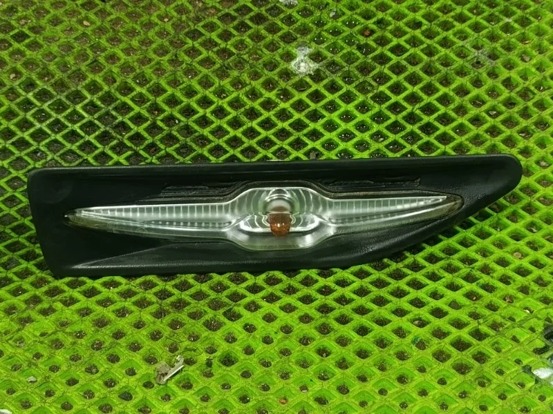 Повторитель в крыло Kia Rio 3 2012 923044X000 СЕДАН G4FC, правый