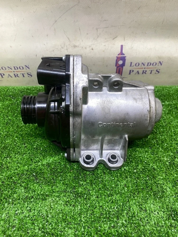 Помпа водяная BMW 535i F10