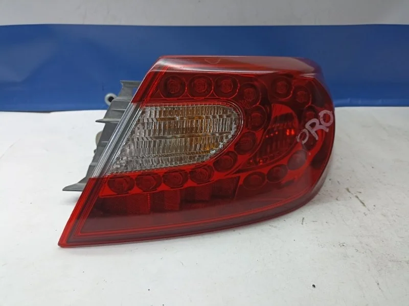 Фонарь Nissan Fuga 2010 265501ME0A HY51, задний правый