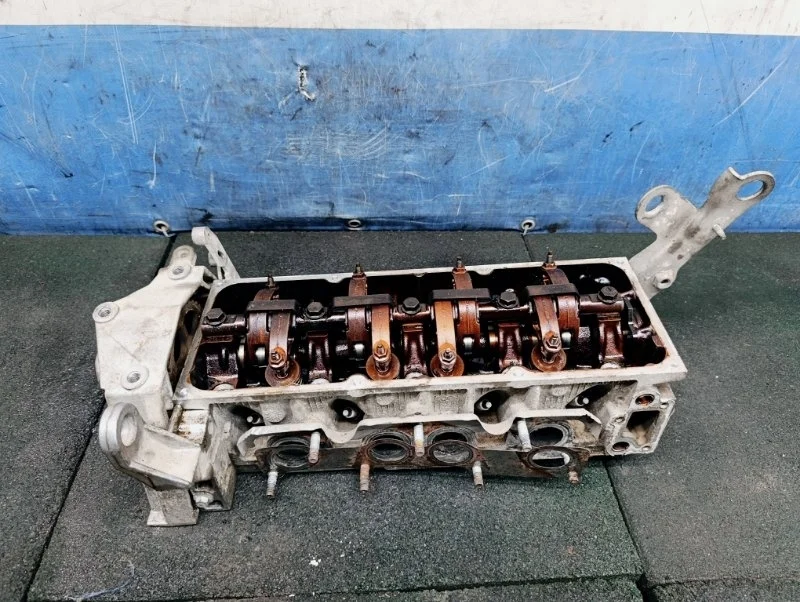 Головка блока цилиндров Renault Sandero 2013 7701475893 BS11 1.6 K7M710