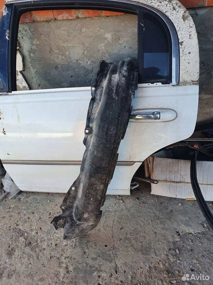 Локер передний левый Toyota Land Cruiser Prado 150 (2009—2013) 3.0