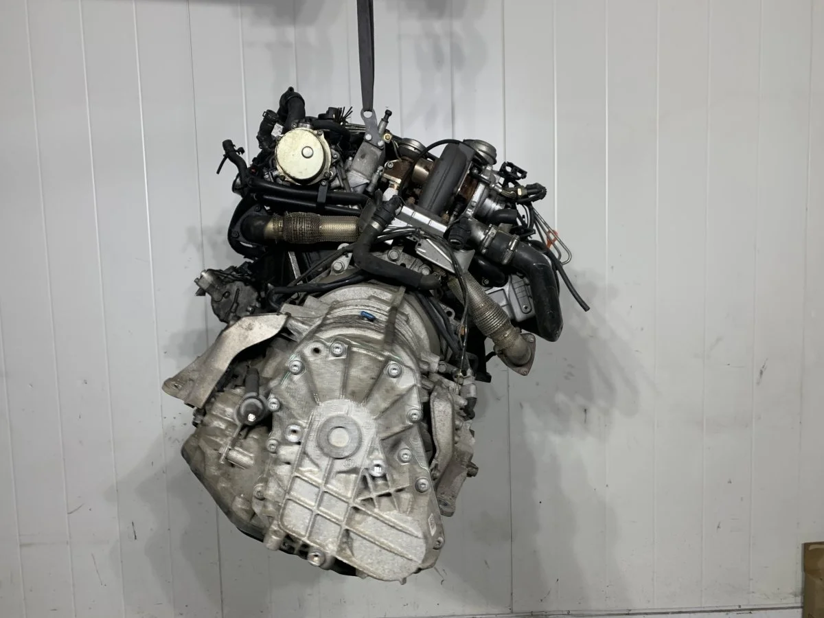 Двигатель Skoda Superb I рестайлинг (2006—2008) BDG 2.5 D дизель Передний