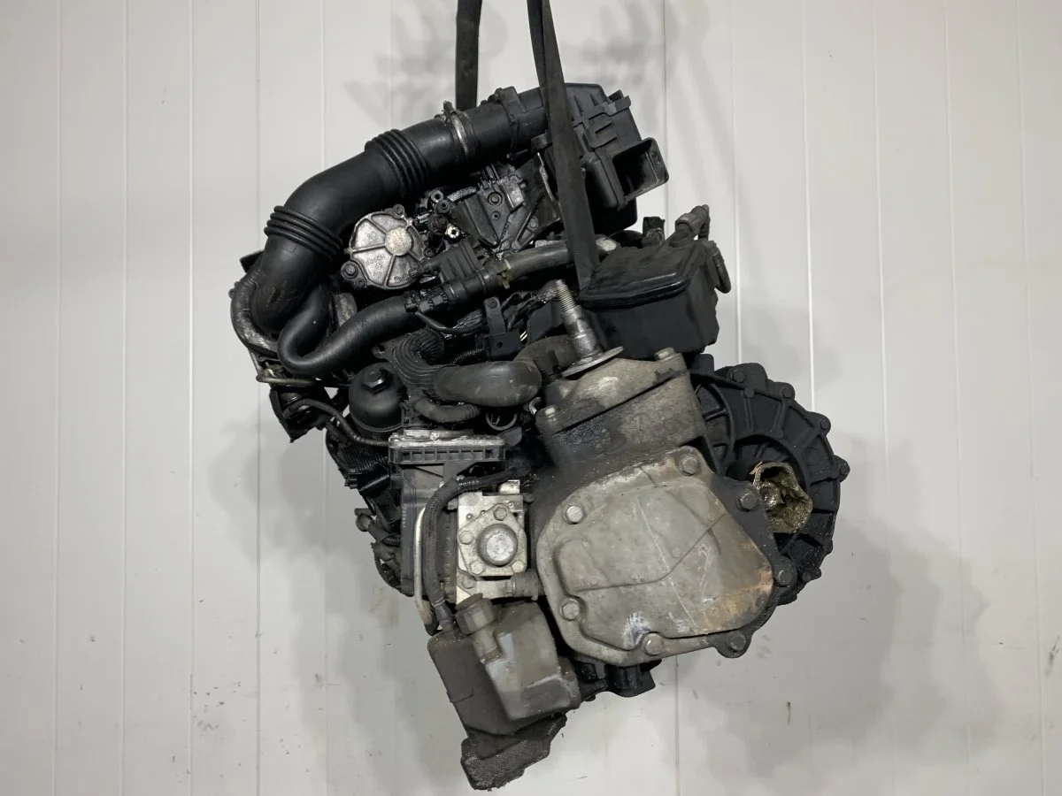 Двигатель Peugeot 3008 I (2009—2013) DV6TED4 (9HZ) 1.6 D дизель Передний