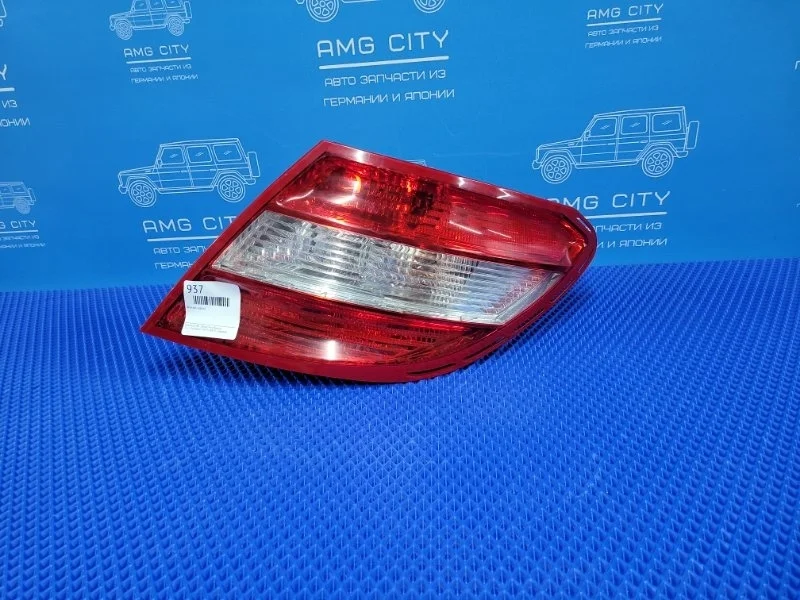 Фонарь задний Mercedes-Benz C-Class 2010 A2048200264 W204 М271820, задний правый
