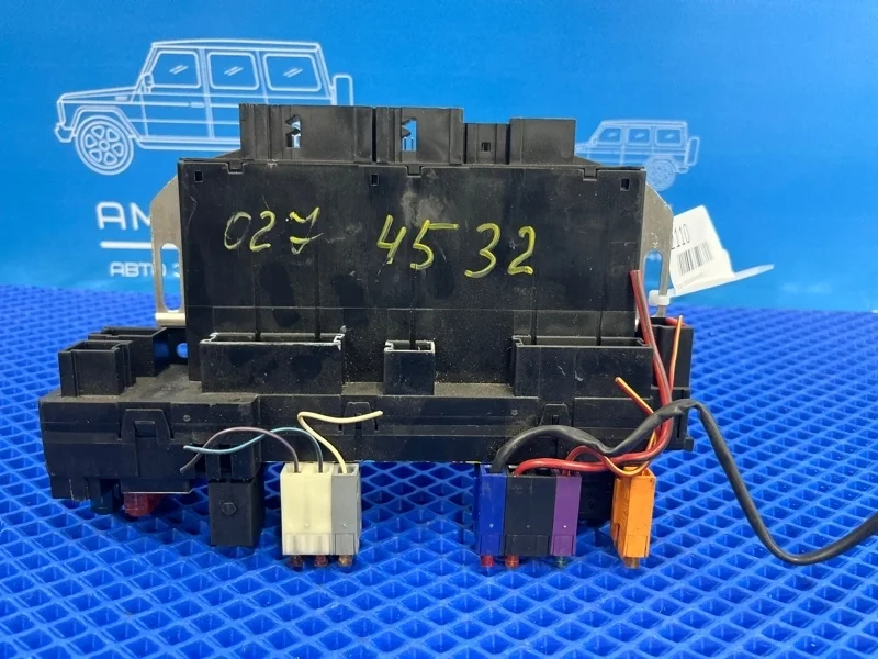 Блок предохранителей Mercedes-Benz S-Class 2000 A0275454532 W220 M112