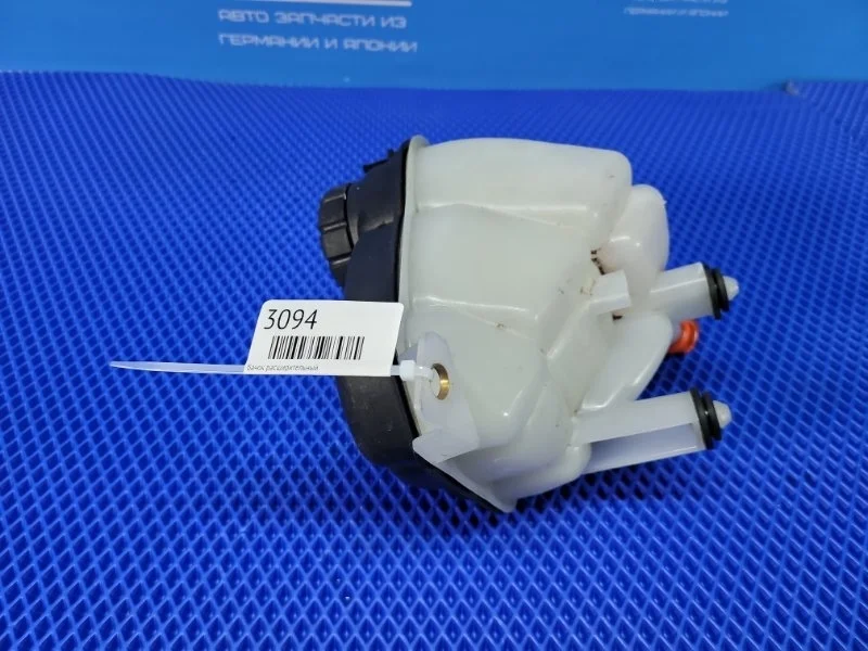 Бачок расширительный Mercedes-Benz Gle-Class 2016 A1665000049 W166 OM642826