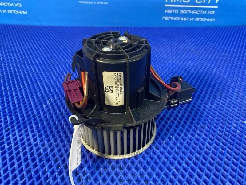 Мотор печки Mercedes-Benz C-Class 2012 V7825001 W204 М274910