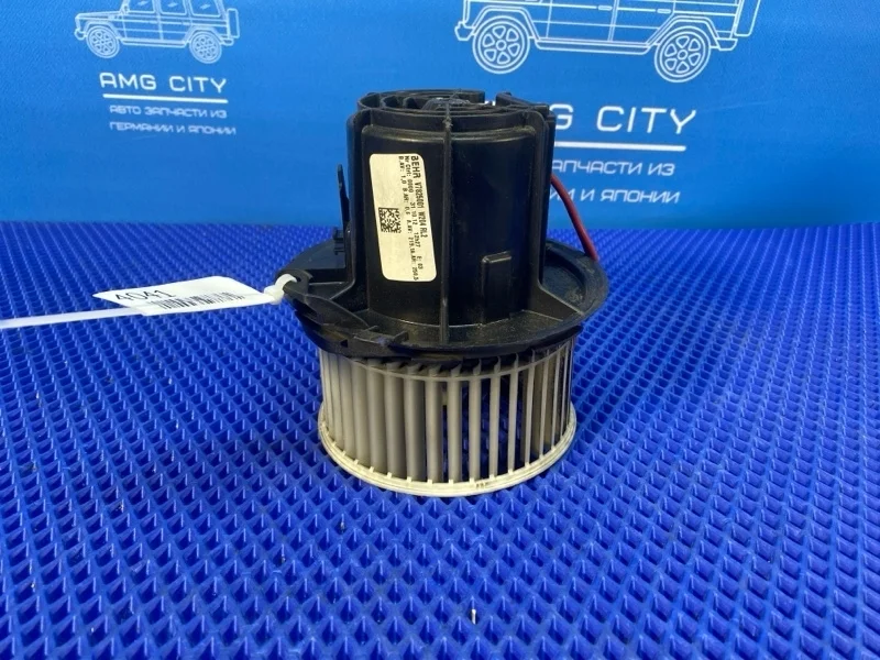 Мотор печки Mercedes-Benz C-Class 2012 V7825001 W204 М274910