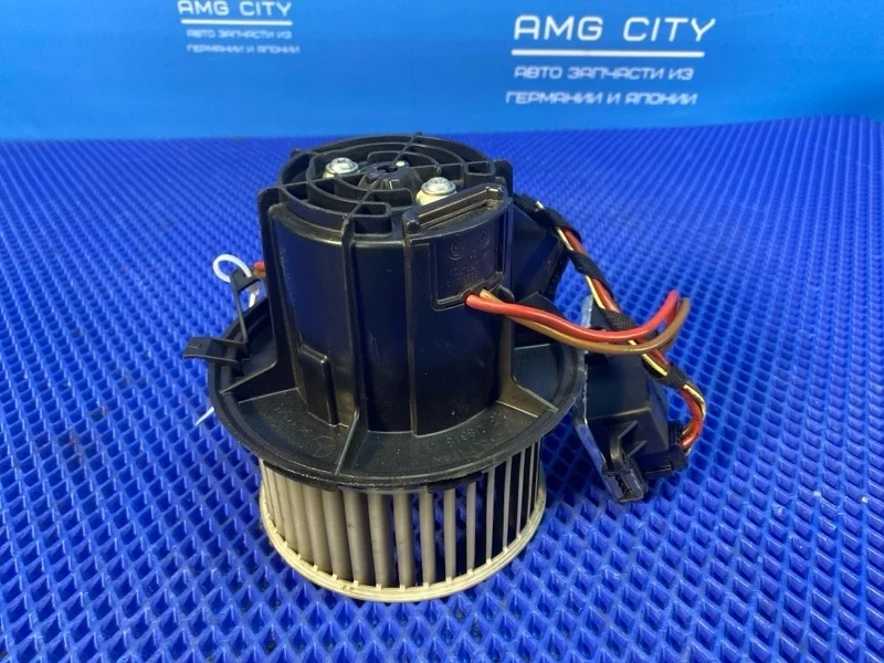 Мотор печки Mercedes-Benz C-Class 2012 V7825001 W204 М274910