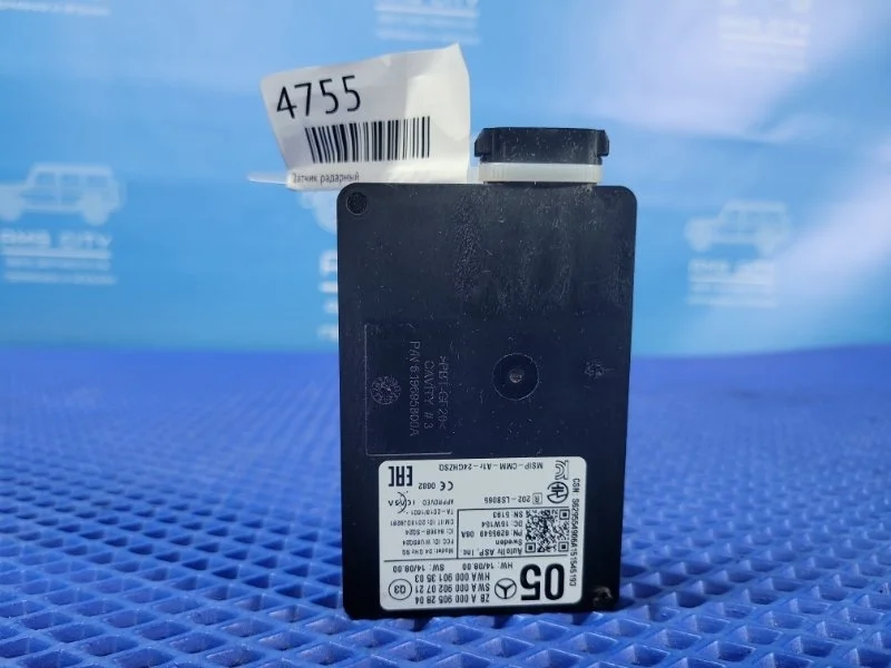 Датчик радарный Mercedes-Benz Gla-Class 2017 A0009052804 W156 M270920