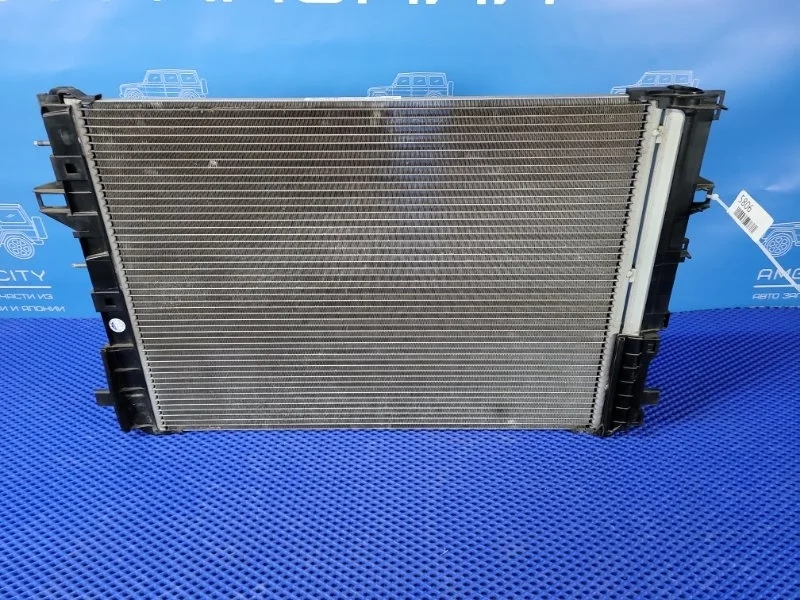 Радиатор кондиционера Mercedes-Benz A-Class 2013 A2465000454 W176 M270920