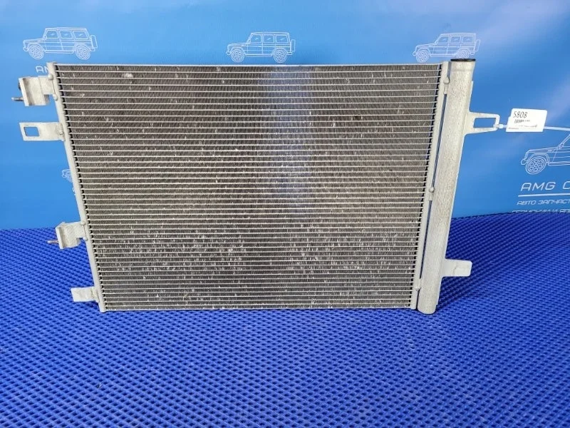 Радиатор кондиционера Mercedes-Benz A-Class 2021 A2475000054 W177 OM654920