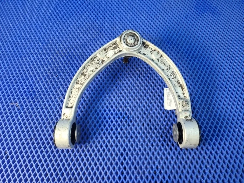 Рычаг подвески верхний Mercedes-Benz Gle-Class 2016 A1663330000 W166 OM642826, передний левый