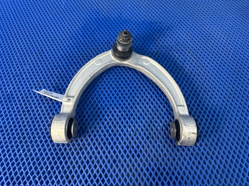 Рычаг подвески верхний Mercedes-Benz Gle-Class 2016 A1663330000 W166 OM642826, передний левый