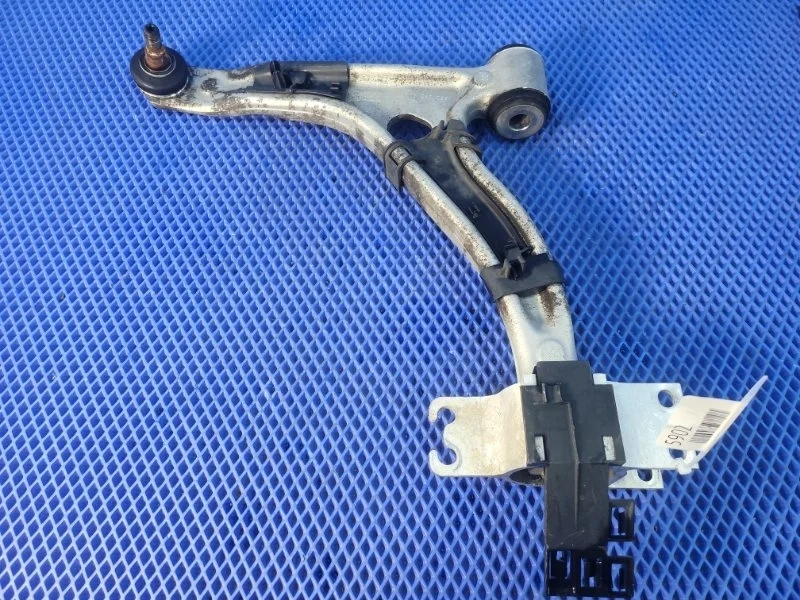 Рычаг передней подвески Mercedes-Benz B-Class 2016 A2463330300 W246 М270920, передний левый