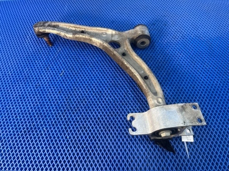 Рычаг передней подвески Mercedes-Benz B-Class 2017 A2463330400 W246 М2709120, передний правый